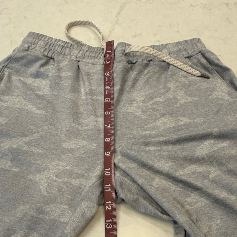 Vuori‎ Performance Jogger Size Small - Picture 8 of 9